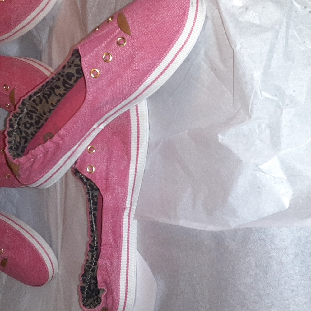 Guess Pink Womens Shoes Casual Sneakers New! 7 1/2 - Picture 3 of 13